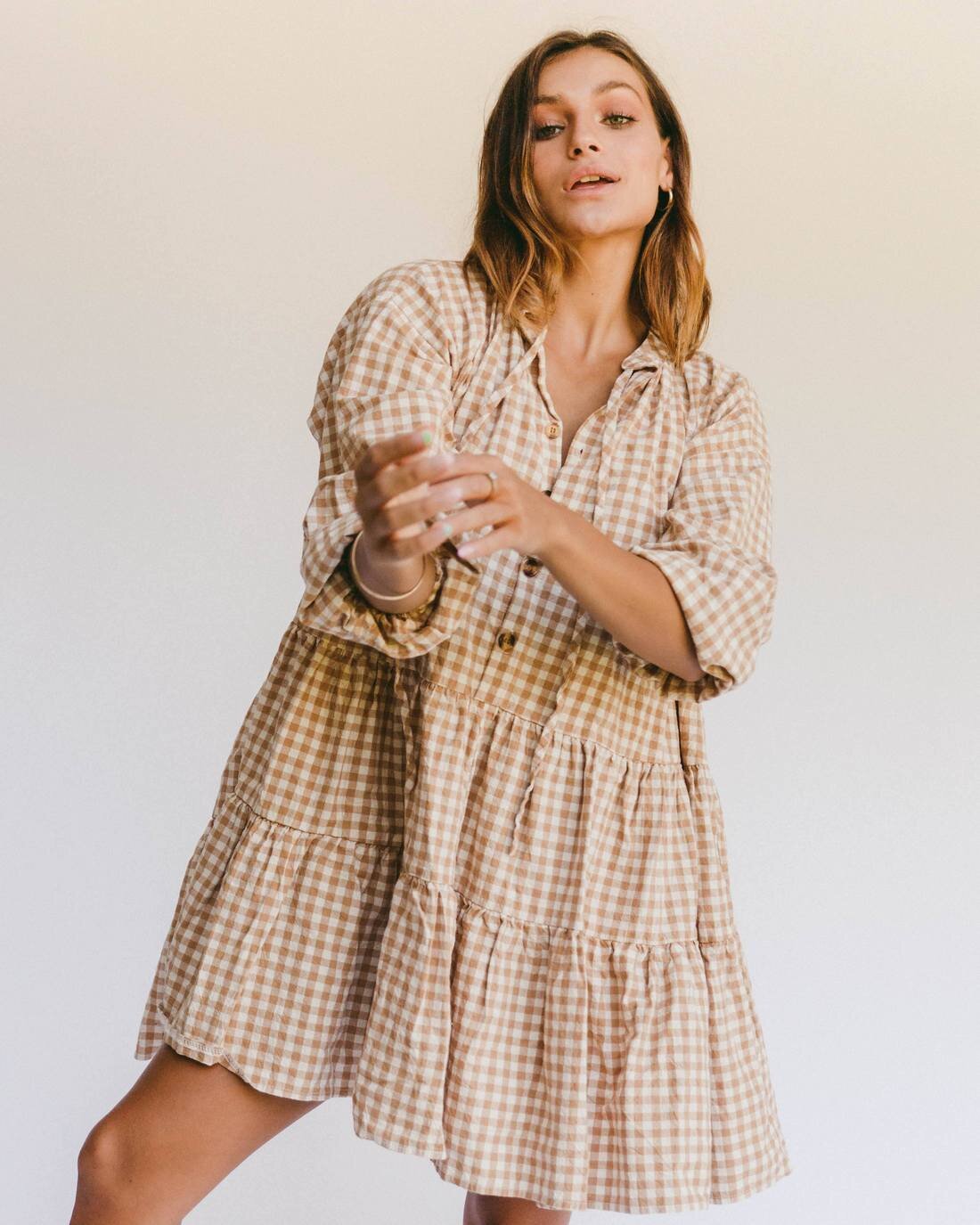 the lullaby club avalon smock dress