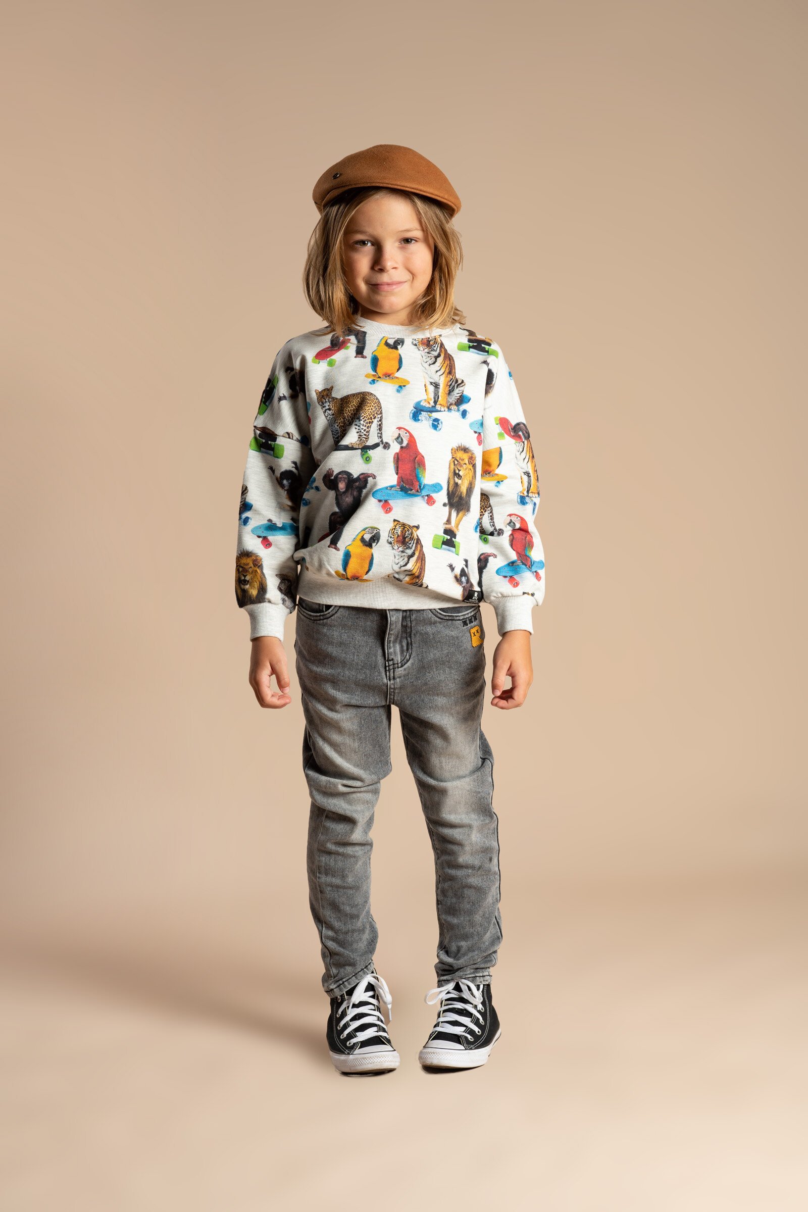 Kids skate deals clothes