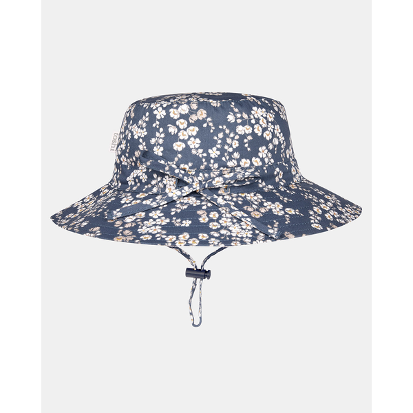 Toshi Sunhat Stephanie